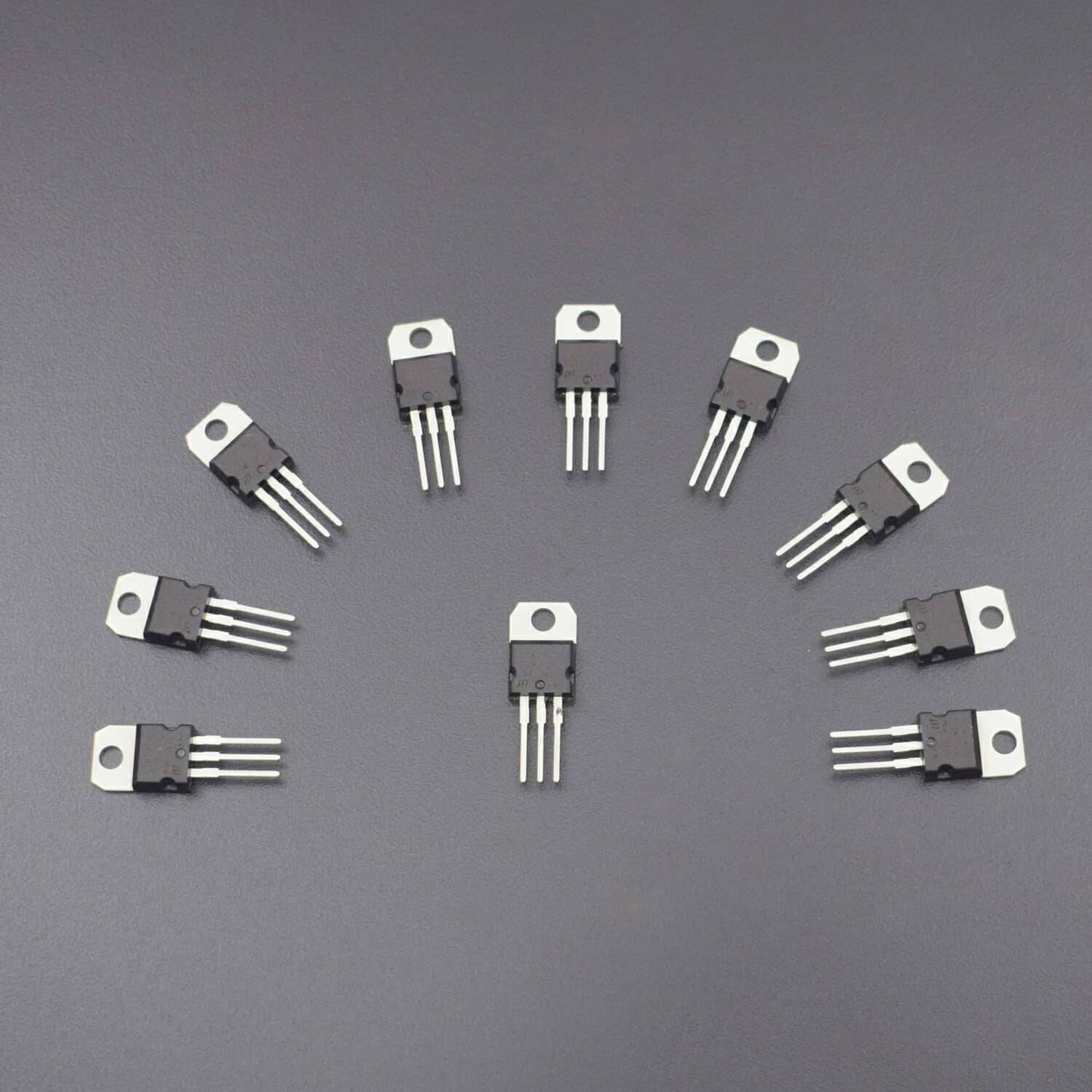 L7824 regulator